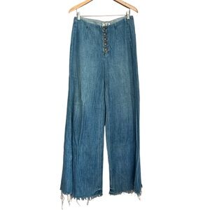 We the Free High Waisted Button Fly Extra Wide Leg Frayed Hem Cotton Size 28